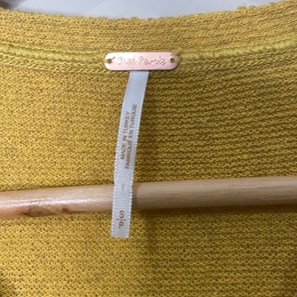 Free People Women's Criss Cross Sweater Tunic in Mustard Yellow Gold $98 - Picture 3 of 6